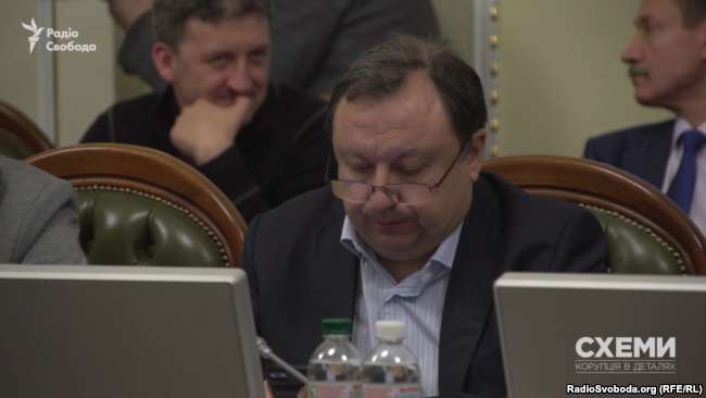 Микола Княжицький каже, що в законі таки є моменти, що не до кінця відповідають Конституції