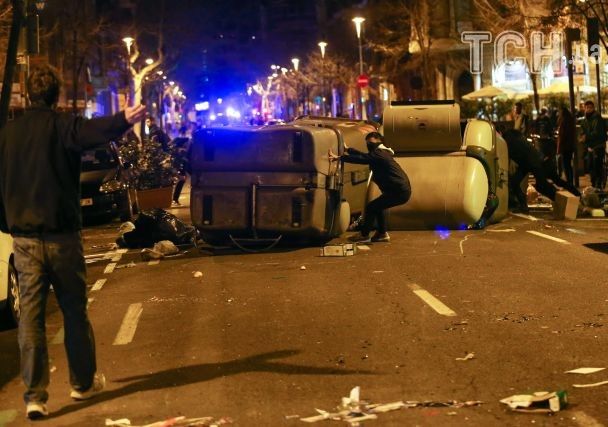 Ð ÐаÑалонии в ÑÑолкновениÑÑ
 пÑоÑеÑÑÑÑÑиÑ
 и полиÑии бÑли ÑÐ°Ð½ÐµÐ½Ñ 17 Ñеловек