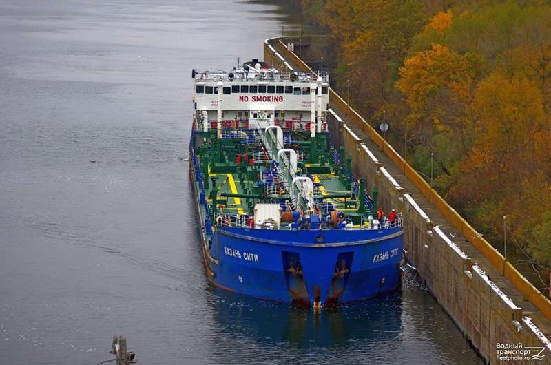 Блуждающий танкер: Как Россия может устроить крупную диверсию на Днепре - 117139 Блуждающий танкер: Как Россия может устроить крупную диверсию на Днепре - фото 117139