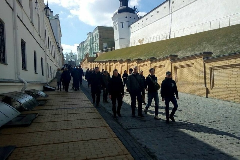 ÐšÐ°Ðº Ñ€Ð°Ð´Ð¸ÐºÐ°Ð»Ñ‹ Ð¡14 Ð½Ð° ÑÐºÑÐºÑƒÑ€ÑÐ¸ÑŽ Ð² Ð›Ð°Ð²Ñ€Ñƒ Ñ…Ð¾Ð´Ð¸Ð»Ð¸. Ð¤Ð¾Ñ‚Ð¾Ñ€ÐµÐ¿Ð¾Ñ€Ñ‚Ð°Ð¶ 