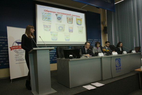 Центр экспертиз "ТЕСТ" определил производителей самой качественной сметаны и масла