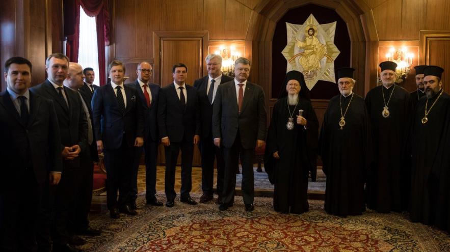 Апостол Петро Другий: Навіщо Порошенко взявся за релігійні реформи - 120240 Апостол Петро Другий: Навіщо Порошенко взявся за релігійні реформи - фото 120240 dqxikeidqxidqeant