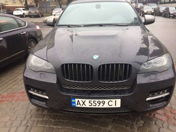     BMW. : facebook.com/dasha.papunova    BMW. : facebook.com/dasha.papunova