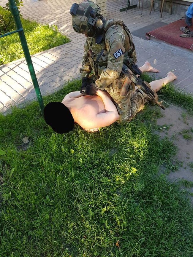 За вымогательство денег с граждан на Донетчине задержана группа рэкетиров, - ГПУ 01 За вымогательство денег с граждан на Донетчине задержана группа рэкетиров, - ГПУ 01 dqxikeidqxidqeant