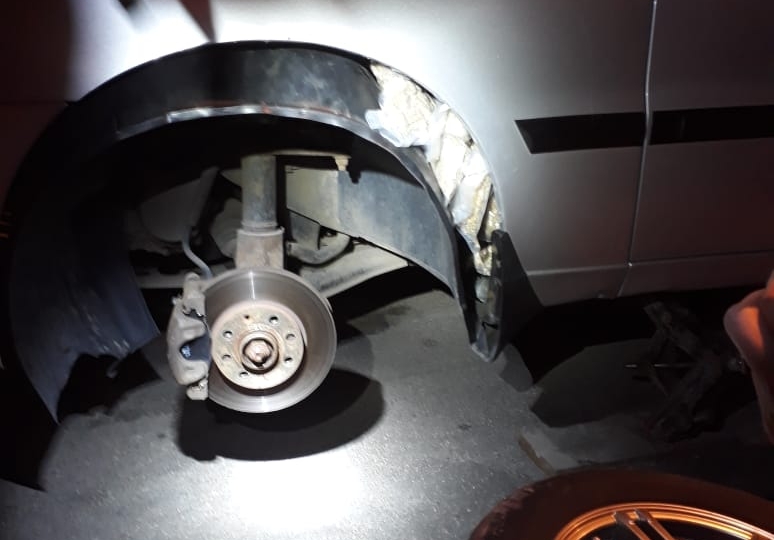 ХаÑÑковÑанин пÑÑалÑÑ Ð²ÑвезÑи в РоÑÑÐ¸Ñ Ð±Ð¾Ð»ÐµÐµ Ñеми килогÑаммов конопли. ФоÑо: ÐÐСУ dqxikeidqxidqrant