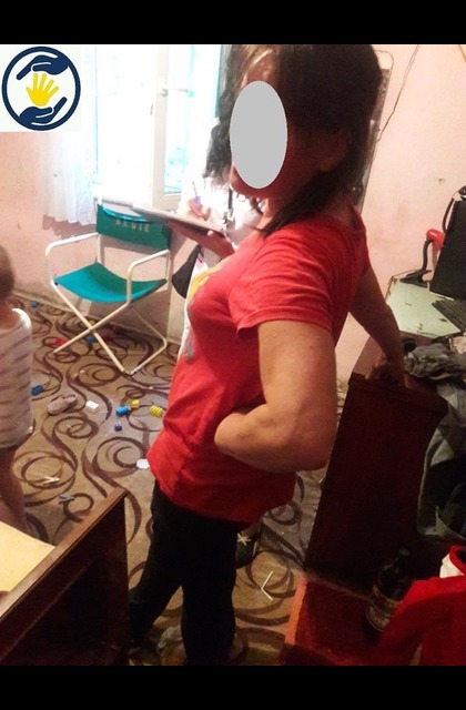 РожденнÑе Ñади вÑплаÑ: маÑÑ-алкаÑка моÑила голодом в вонÑÑей кваÑÑиÑе ÑÑна