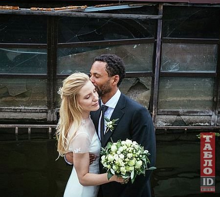 Светлана Залищук вышла замуж за британца: фото депутатской свадьбы - 137664 Светлана Залищук вышла замуж за британца: фото депутатской свадьбы - фото 137664