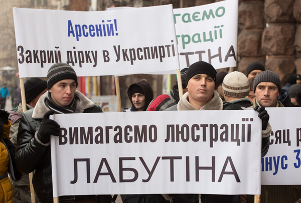 ̳   ̳ 10 .     «»