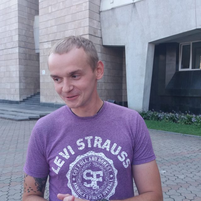 Мужчина хотел обменять телефон гранату, или как шутят. Новости Днепра dqxikeidqxidqeant