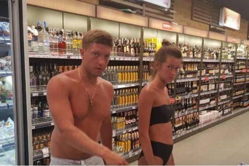 Ð–Ð¸Ñ‚ÐµÐ»ÐµÐ¹ Ð§ÐµÑ€Ð½Ð¾Ð¼Ð¾Ñ€ÑÐºÐ° Ð´Ð¾ÑÑ‚Ð°Ð»Ð¸ Ð³Ð¾Ð»Ñ‹Ðµ Ð¿Ð»ÑÐ¶Ð½Ð¸ÐºÐ¸ 