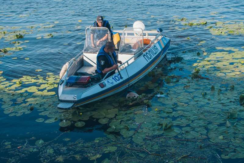 УÑопленниÑÑ Ð¾Ð±Ð½Ð°ÑÑжила паÑа, коÑоÑÐ°Ñ Ð³ÑлÑла по набеÑежной ÐнепÑа