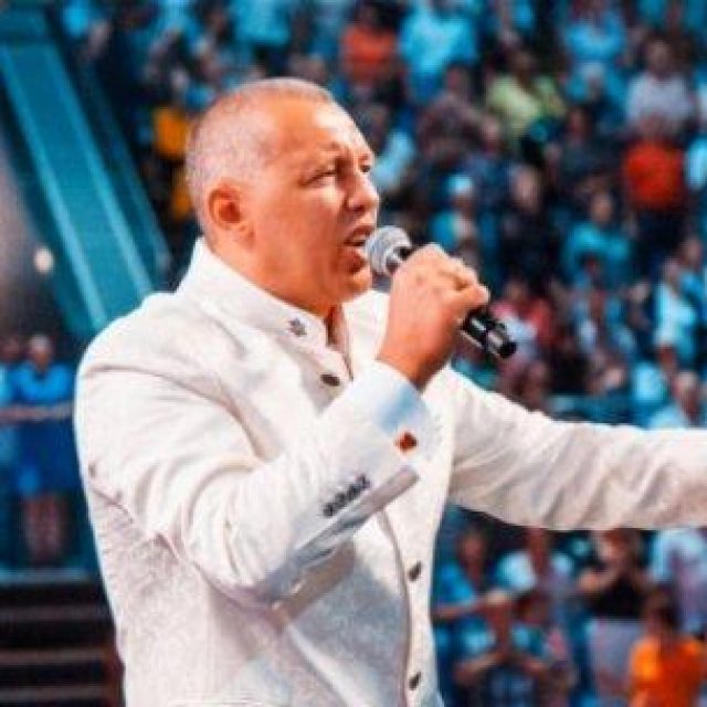 Прессинг, угрозы и бойкот: как помочь днепрянам, уходящим из секты dqxikeidqxiuuant