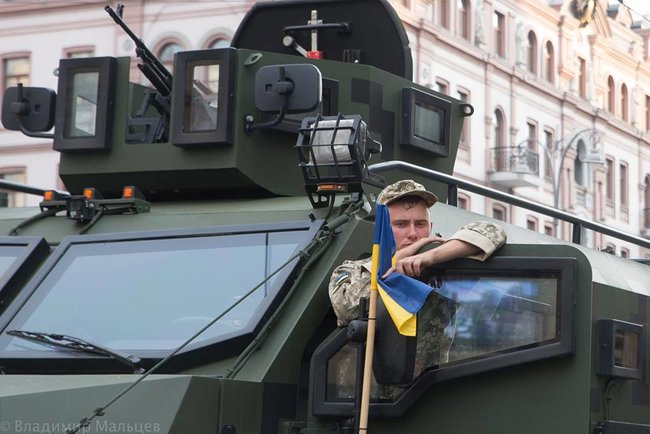 Без строгости и официоза: впечатляющие кадры репетиции парада ко Дню Независимости 12 Без строгости и официоза: впечатляющие кадры репетиции парада ко Дню Независимости 12