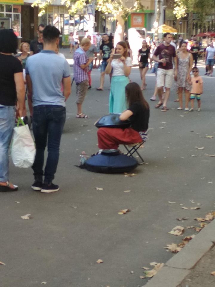 "Где ваша Украина?" Сеть разгневала наглая ва*ница, закатившая скандал dqxikeidqxidqeant