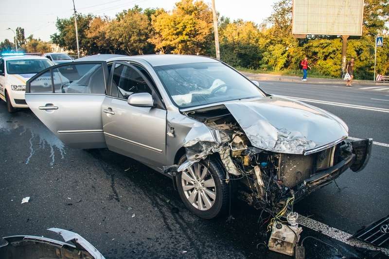 На скорости 200 км/ч: в Киеве произошло жуткое ДТП