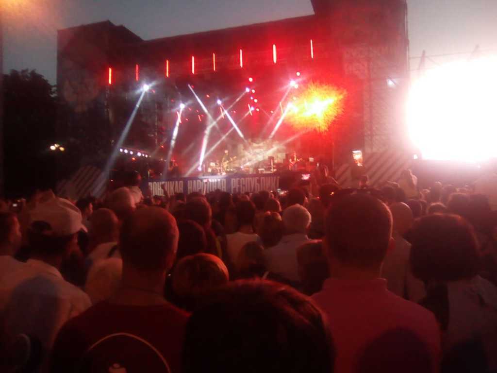 Пир во Ð²Ñ€ÐµÐ¼Ñ Ñ‡ÑƒÐ¼Ñ‹. О дне шахтера в оккупации