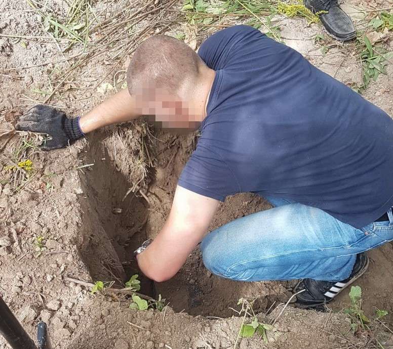 Ð’ ÐšÐ¸ÐµÐ²Ðµ Ð¿Ñ€Ð°Ð²Ð¾Ð¾Ñ…Ñ€Ð°Ð½Ð¸Ñ‚ÐµÐ»Ð¸ Ð½Ð°ÑˆÐ»Ð¸ Ñ‚Ð°Ð¹Ð½Ð¸Ðº Ñ Ð¾Ñ€ÑƒÐ¶Ð¸ÐµÐ¼ Ð¸ Ð±Ð¾ÐµÐ¿Ñ€Ð¸Ð¿Ð°ÑÐ°Ð¼Ð¸ dqxikeidqxidqrant