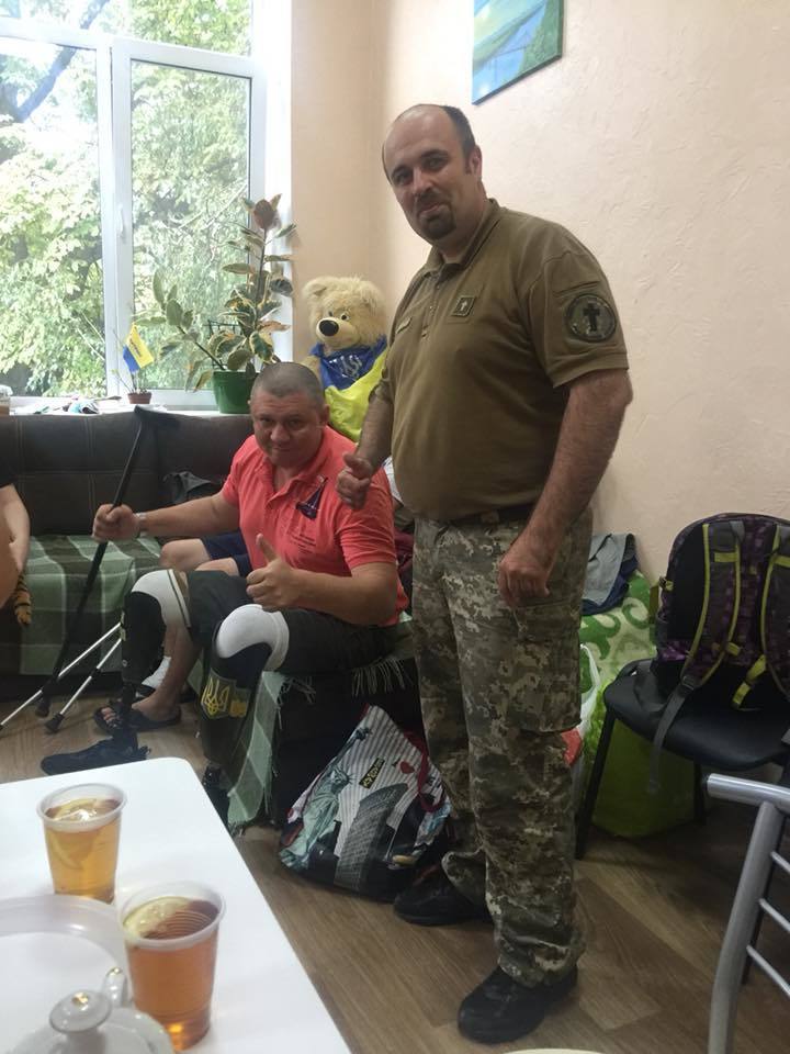 По Киеву пронеслась вереница ’’скорых’’: волонтер обратилась к украинцам