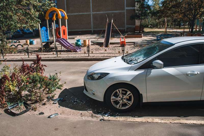 ÐœÐ°ÑˆÐ¸Ð½Ð° Ð¿Ð¾Ð»ÑƒÑ‡Ð¸Ð»Ð° ÑÐµÑ€ÑŒÐµÐ·Ð½Ñ‹Ðµ Ð¿Ð¾Ð²Ñ€ÐµÐ¶Ð´ÐµÐ½Ð¸Ñ