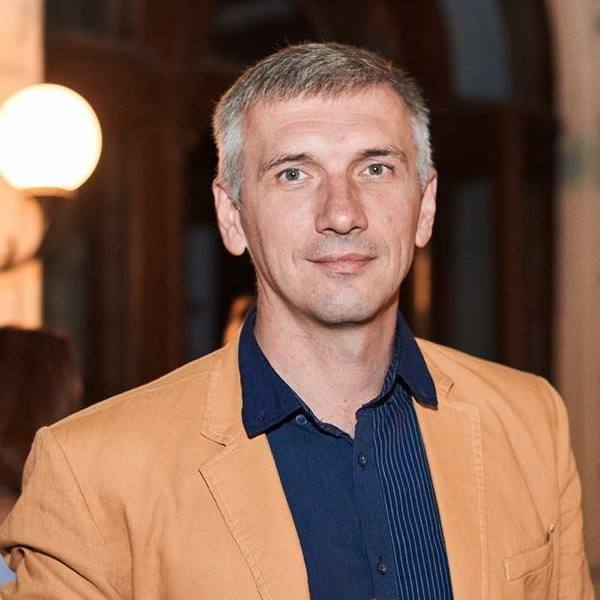   –  ,   22  .       .   – Facebook dqxikeidqxidqeant