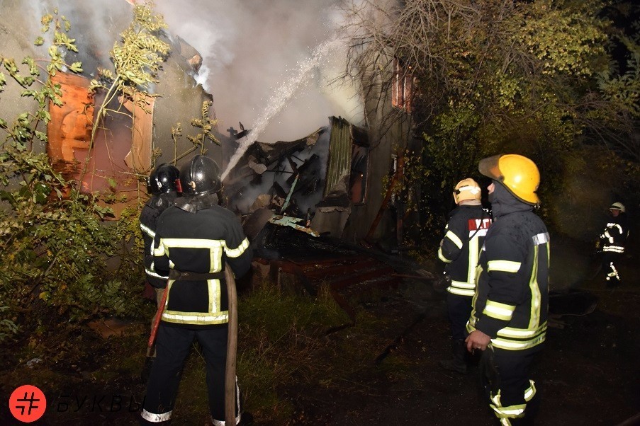 Ð’ ÐžÐ´ÐµÑÑÐµ Ð¼Ð°ÑÑˆÑ‚Ð°Ð±Ð½Ñ‹Ð¹ Ð¿Ð¾Ð¶Ð°Ñ€ Ð¾Ñ…Ð²Ð°Ñ‚Ð¸Ð» ÑÐ°Ð½Ð°Ñ‚Ð¾Ñ€Ð¸Ð¹: Ð²ÑÐµ Ð¿Ð¾Ð´Ñ€Ð¾Ð±Ð½Ð¾ÑÑ‚Ð¸