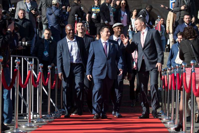       56-  WBC   dqxikeidqxiqdkant