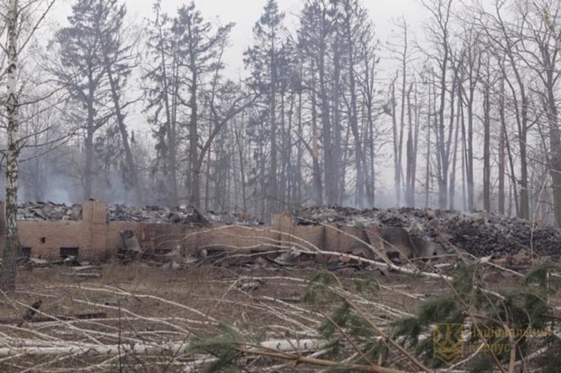 Ðак поÑле аÑомной войнÑ: поÑвилиÑÑ ÑоÑо Ñ Ð¼ÐµÑÑа пожаÑа на ÑкладаÑ
под Ð?Ñней