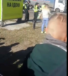 ÐÑлеÑела в ÑÑолб: поÑвилоÑÑ Ð²Ð¸Ð´ÐµÐ¾ пеÑвÑÑ
минÑÑ Ð¿Ð¾Ñле ÑмеÑÑелÑной ÐТРв Ðиеве dqxikeidqxidqrant