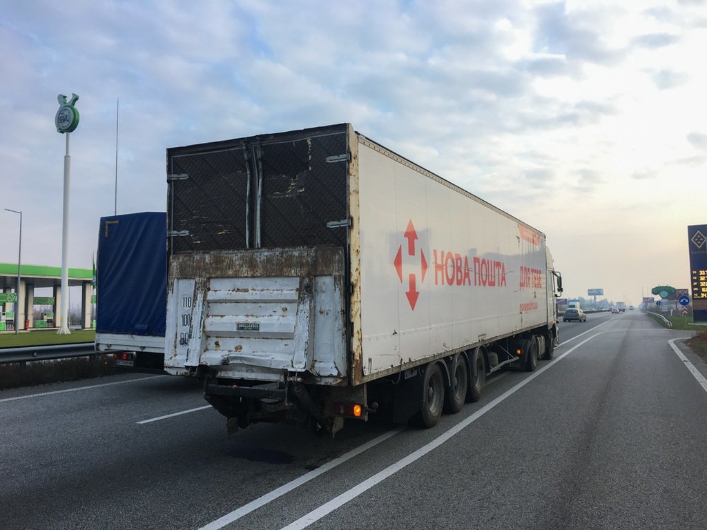 Услышал внезапный удар: появились новые детали и фото ДТП с актерами ’’Дизель Шоу’’