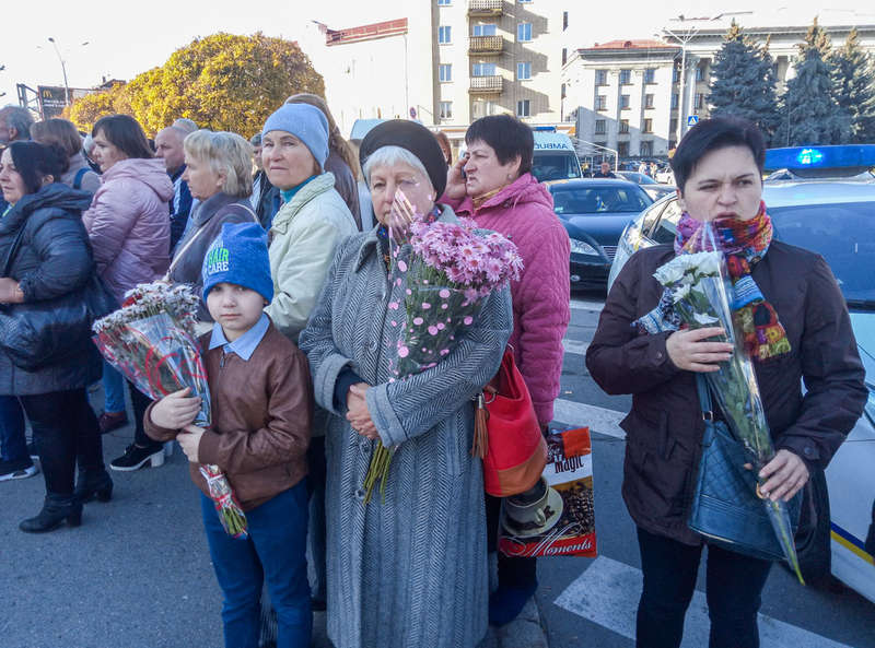 ÐÐ° Ñ†ÐµÑ€ÐµÐ¼Ð¾Ð½Ð¸ÑŽ Ð¿Ñ€Ð¾Ñ‰Ð°Ð½Ð¸Ñ Ð¿Ñ€Ð¸ÑˆÐ»Ð¸ Ð²ÑÐµ Ð¶Ð¸Ñ‚ÐµÐ»Ð¸ Ð–Ð¸Ñ‚Ð¾Ð¼Ð¸Ñ€Ð°, ÐºÑ‚Ð¾ Ð·Ð½Ð°Ð» Ð¸ Ð»ÑŽÐ±Ð¸Ð» ÐœÐ°Ñ€Ð¸Ð½Ñƒ  dqxikeidqxidqeant