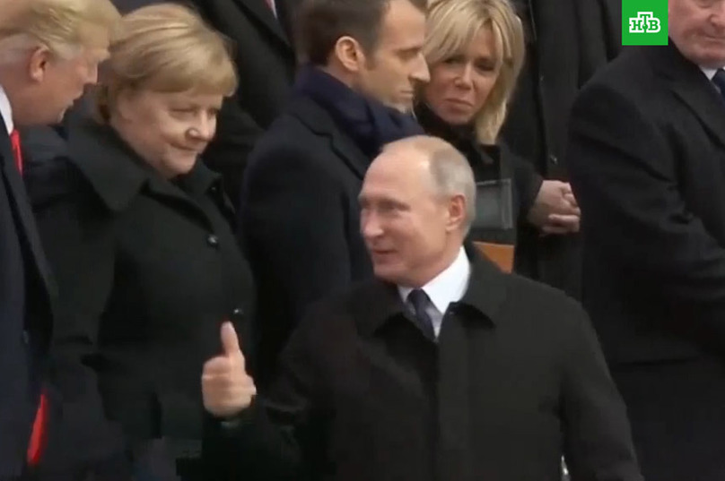 СмоÑÑÑÑ ÐºÐ°Ðº на Ñбогого клоÑна. ФоÑо ÐÑÑина в ÐаÑиже взоÑвало СеÑÑ