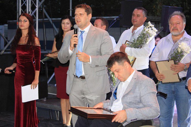 Ёлки-палки: Кто крышует контрабанду леса в Придунавье - 160945 Ёлки-палки: Кто крышует контрабанду леса в Придунавье - фото 160945