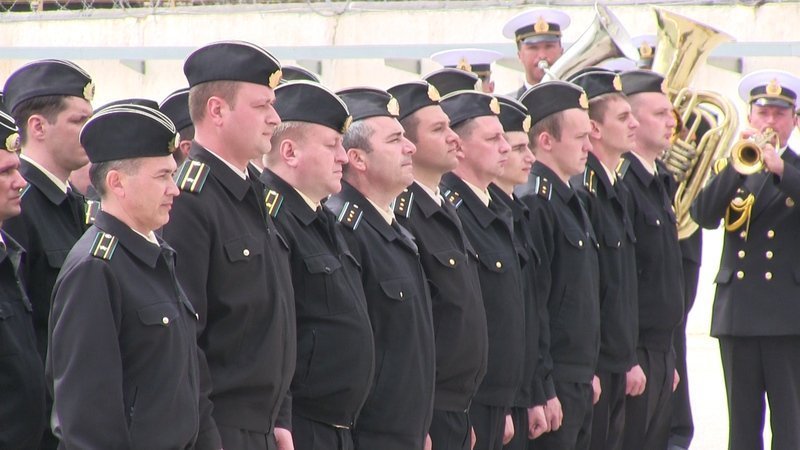 ÐŸÑ€Ð¸ÑÑÐ³Ð½ÑƒÐ»Ð¸ Ð½Ð° Ð²ÐµÑ€Ð½Ð¾ÑÑ‚ÑŒ Ð Ð¾ÑÑÐ¸Ð¸: Ð½Ð°Ð·Ð²Ð°Ð½Ñ‹ Ð¸Ð¼ÐµÐ½Ð° ÑƒÐºÑ€Ð°Ð¸Ð½Ñ†ÐµÐ², ÑÑ‚Ñ€ÐµÐ»ÑÐ²ÑˆÐ¸Ñ… Ð² ÐºÐ¾Ñ€Ð°Ð±Ð»Ð¸ Ð’ÐœÐ¡ dqxikeidqxidqrant