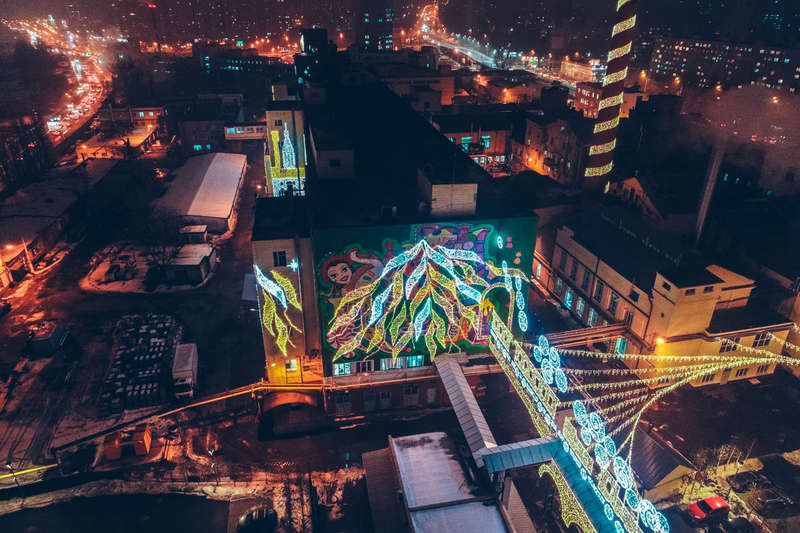 Ð”Ð½ÐµÐ¼ ÑÑ‚Ð¸ Ñ†ÐµÑ…Ð° Ð²Ñ‹Ð³Ð»ÑÐ´ÑÑ‚ Ð½Ðµ Ñ‚Ð°Ðº ÑÑ€ÐºÐ¾