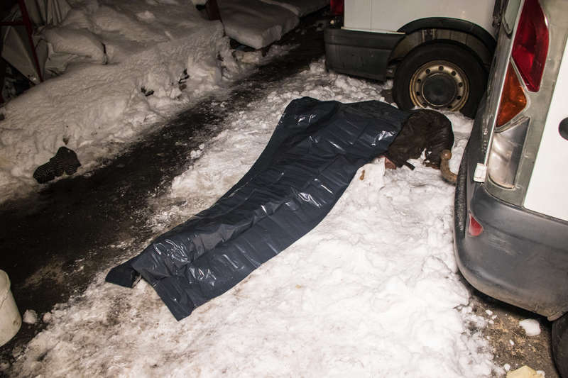 Ð’ Ð¼Ð¾Ð¼ÐµÐ½Ñ‚ Ð²Ð¾Ð·Ð³Ð¾Ñ€Ð°Ð½Ð¸Ñ Ð¼ÑƒÐ¶Ñ‡Ð¸Ð½Ð° Ð½Ð°Ñ…Ð¾Ð´Ð¸Ð»ÑÑ Ð² Ð¿Ð¾Ð¼ÐµÑ‰ÐµÐ½Ð¸Ð¸