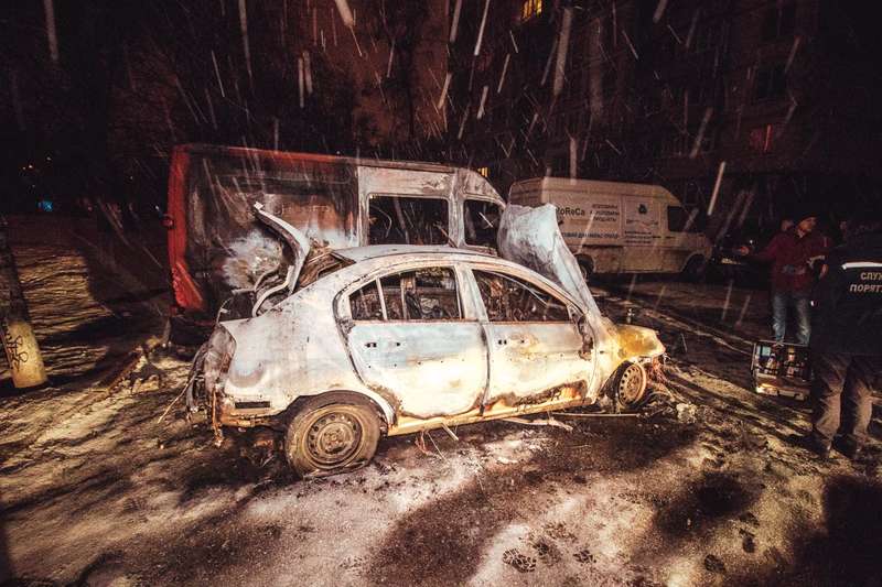 Ðо неподÑвеÑжденной инÑоÑмаÑии, авÑÐ¾Ð¼Ð¾Ð±Ð¸Ð»Ñ Hyundai подожгли неизвеÑÑнÑе