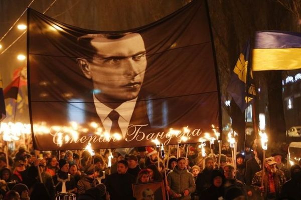 Иллюстрация. Факельное шествие в честь Степана Бандеры в Киеве 1 января 2018 года