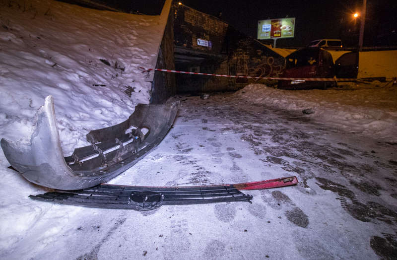 Ðа пеÑеÑеÑении пÑоÑпекÑа ÐаÑковÑкого Ñ ÑлиÑей СеÑжа ÐиÑаÑÑ, мÑжÑина поÑеÑÑл ÑпÑавление и вÑлеÑел Ñ Ð´Ð¾Ñоги