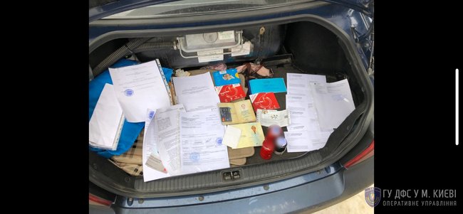 Налоговая милиция ликвидировала в Киеве конвертцентр с оборотом 240 млн грн 02 Налоговая милиция ликвидировала в Киеве конвертцентр с оборотом 240 млн грн 02