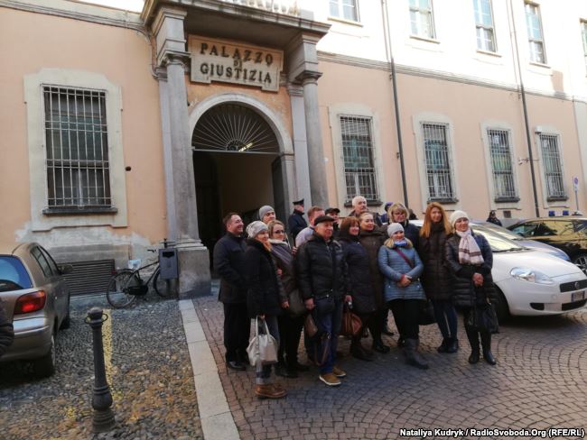 Українці біля суду, де слухається справа Віталія Марківа, Павія, 18 січня 2019 dqxikeidqxidqeant