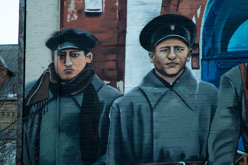 ÐвÑоÑом ÑиÑÑнка ÑÑал Ñ
Ñдожник гÑаÑÑиÑи из аÑÑ-гÑÑÐ¿Ð¿Ñ Kailas-V ÐндÑей ÐалÑвалÑ