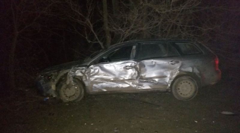 Под Одессой произошло жуткое ДТП: столкнулись фура, маршрутка и легковушка. Два человека погибли, четверо пострадали (фото) Под Одессой произошло жуткое ДТП: столкнулись фура, маршрутка и легковушка. Два человека погибли, четверо пострадали (фото)