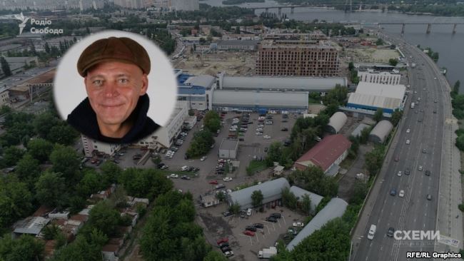 Олег Ольховий раніше був директором клубу «П’ятий елемент», власниками якого залишаються Порошенко та Кононенко