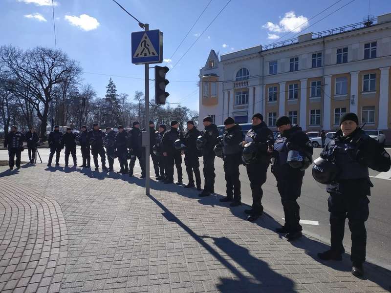 ’’Я вас не боюсь!’’ Порошенко вызвал недоумение у Нацкорпуса в Чернигове