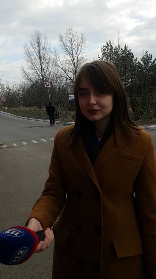 Охранники Медведчука пытались задержать съемочную группу Наших грошей в Пуще-Водице и вызвали полицию, 112-й и NewsONE, - журналист Опанасенко 03 Охранники Медведчука пытались задержать съемочную группу Наших грошей в Пуще-Водице и вызвали полицию, 112-й и NewsONE, - журналист Опанасенко 03