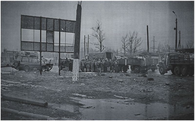 Дебальцево. Личный состав батареи с техникой в районе г. Славянск Донецкой области в день самовольного оставления позиций dqxikeidqxidqeant