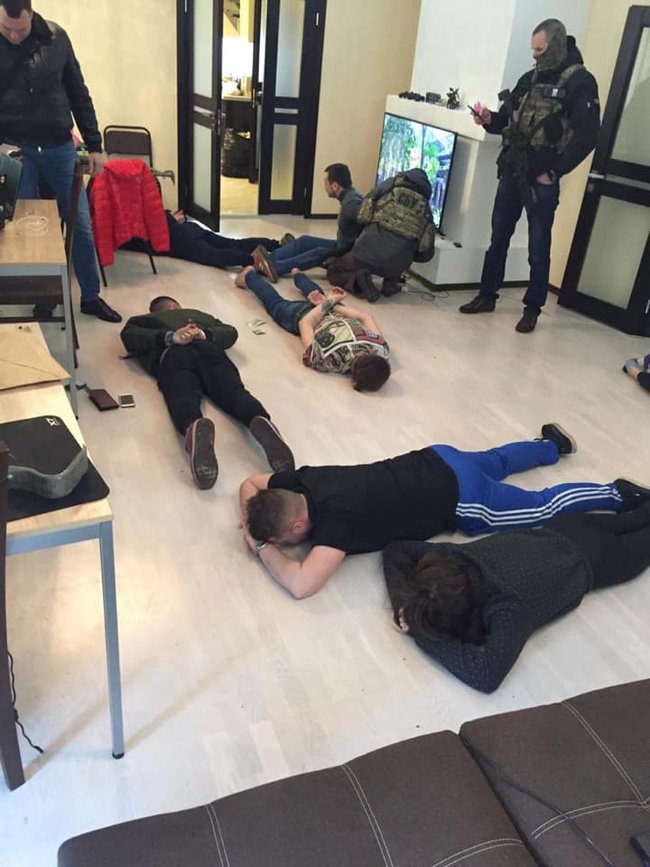 Проведена наиболее результативная антинаркотическая операция ГПУ и СБУ, изъято около $10 млн наличными, - Луценко 01 Проведена наиболее результативная антинаркотическая операция ГПУ и СБУ, изъято около $10 млн наличными, - Луценко 01 dqxikeidqxidqrant