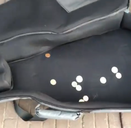 "На ф*га вам политика?" Добкин просил милостыню на улице. Видеофакт dqxikeidqxidqeant