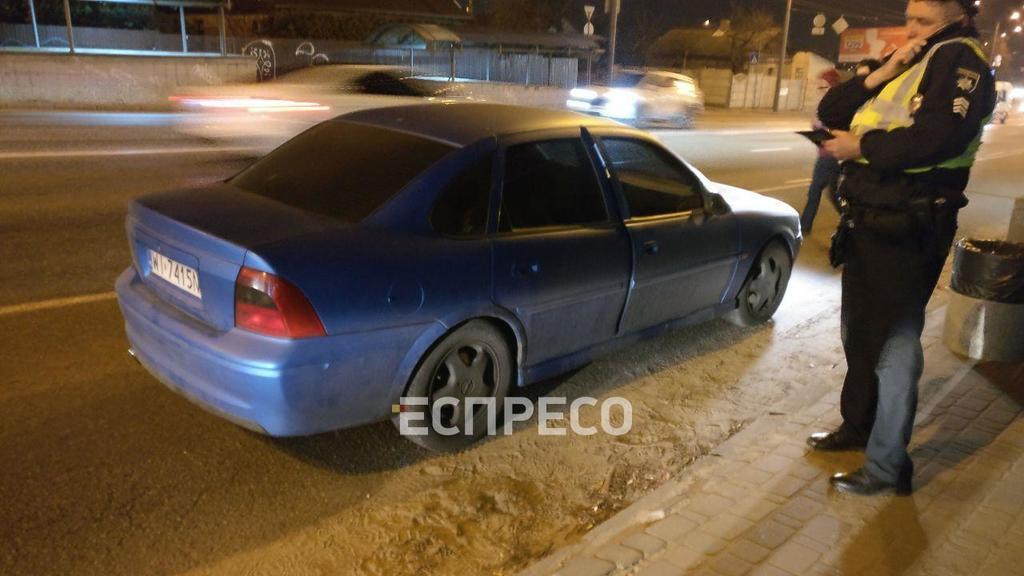 Ð Ðиеве авÑо Ñбило моÑоÑиклиÑÑа dqxikeidqxidqeant