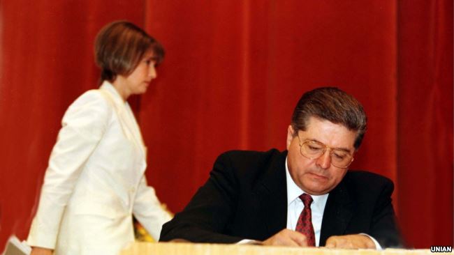 Юлія Тимошенко з 1997 по 1999 рік була заступником Лазаренка в партії «Громада»